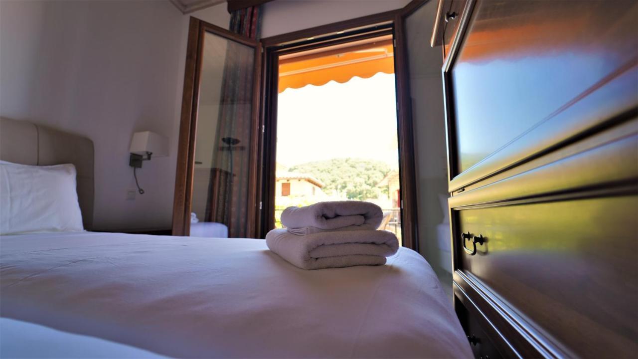 Hotel Tourist Parga Bagian luar foto