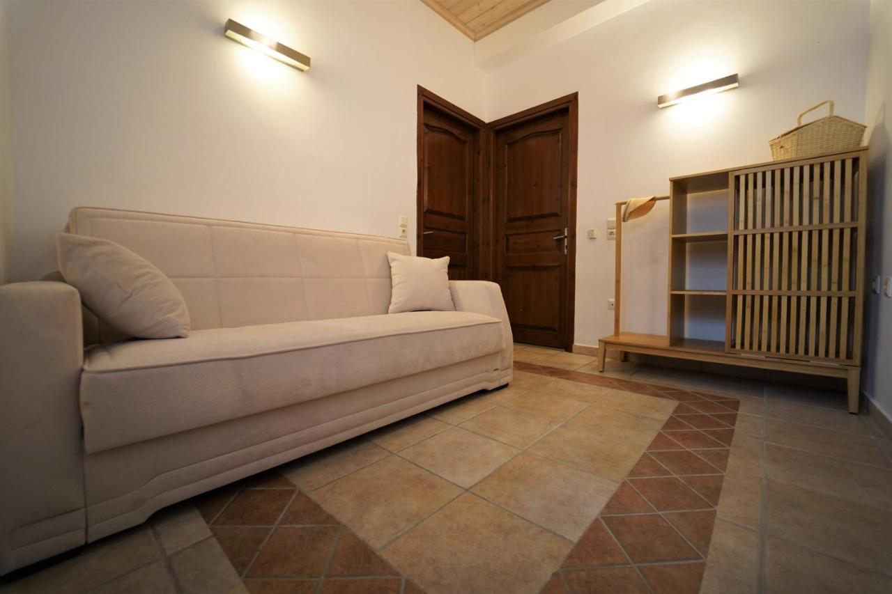 Hotel Tourist Parga Bagian luar foto
